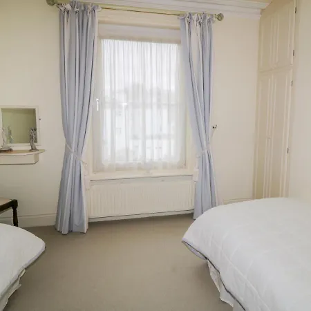 38c The Crescent Apartament Filey